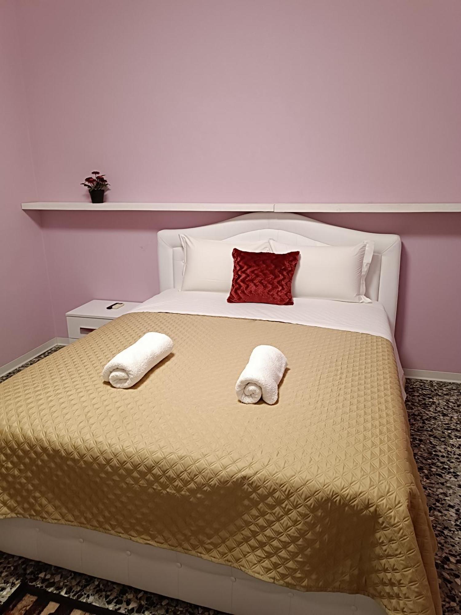 Locazione Turistica 2 Bed & Breakfast Tessera Eksteriør bilde